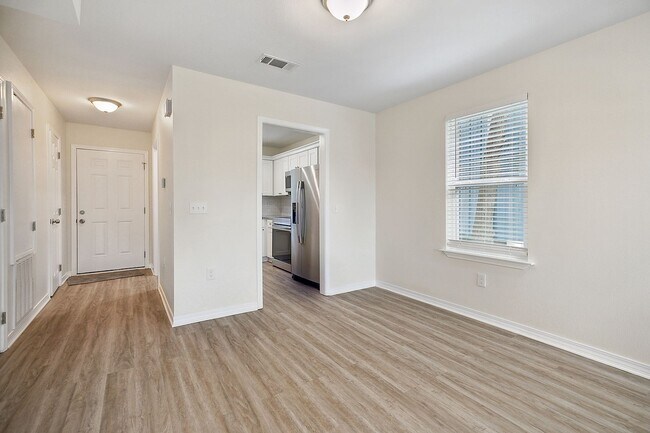 Foto del edificio - 4766 Pontchartrain Dr
