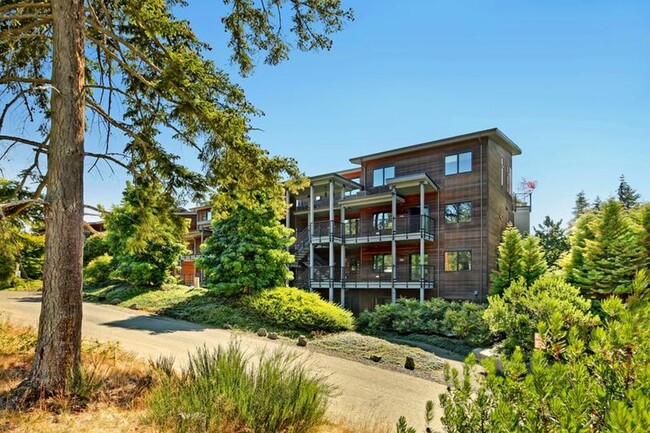 Condos On Bainbridge Island