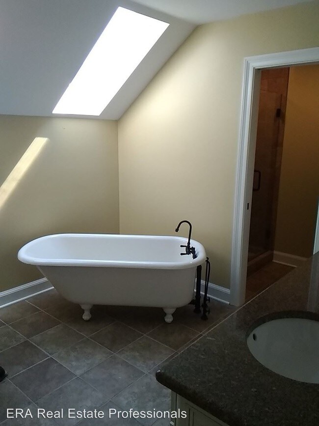 Foto del edificio - 1132 Cumberland Ct