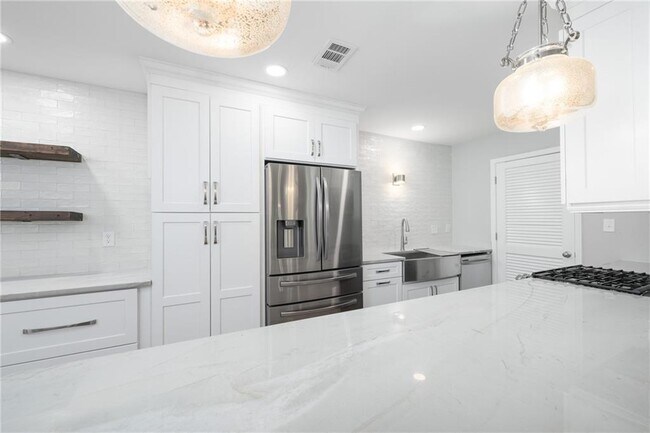 Building Photo - 4211 Canyon Point Cir