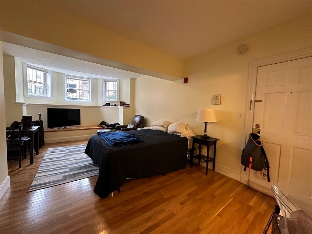 Foto principal - 302 Marlborough St