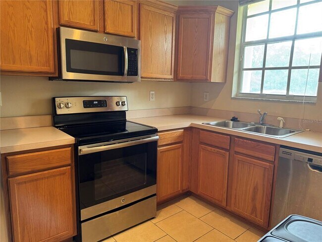 Foto del edificio - 2063 Fiesta Ridge Ct