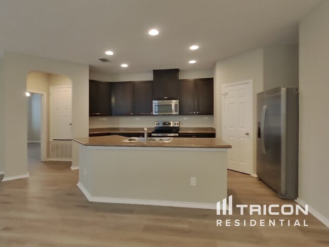 Building Photo - 10323 Gold Rush Creek