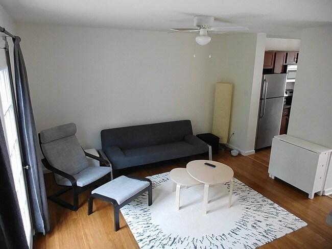 Building Photo - 158 Riviera Dr