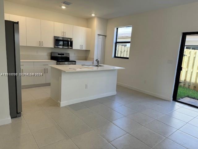 Building Photo - 273 SW 159th Ln