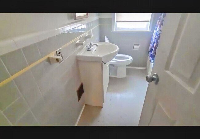 Foto del edificio - Beautiful 3 Bedroom!!!