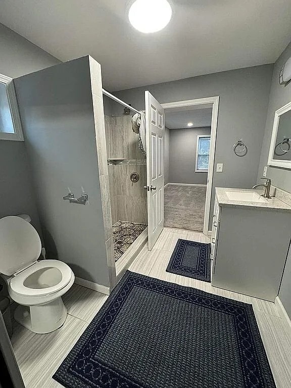 Building Photo - 926 S Coy St