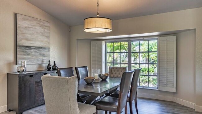 Building Photo - CS2115