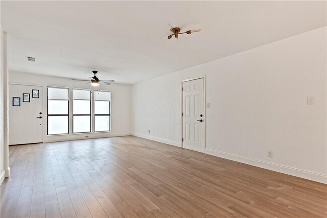 Building Photo - 5113 Greenheart Dr