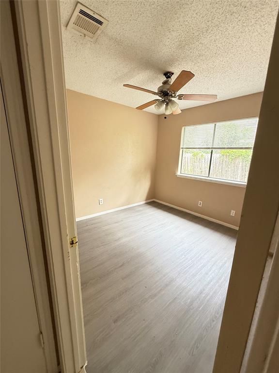 Foto del edificio - 507 Live Oak Dr