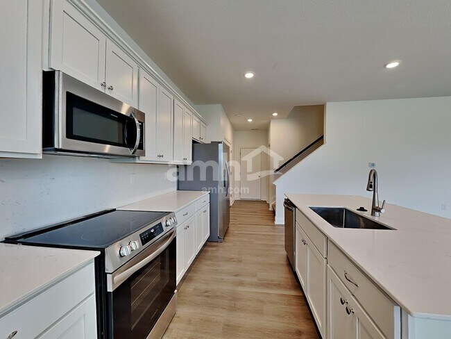 Foto del edificio - 1106 Heritage Blvd