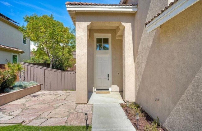 Foto del edificio - Homes Management - Carlsbad Home