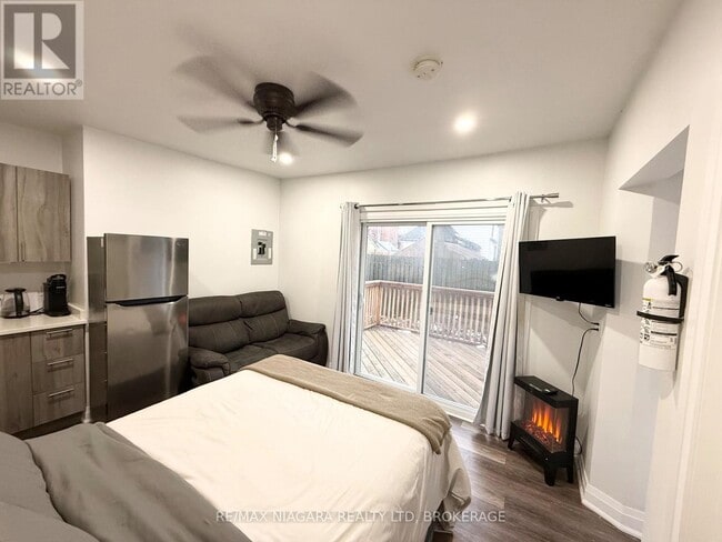 Building Photo - 4701 River Rd