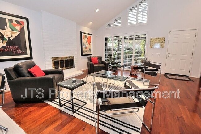 Foto del edificio - 2010 Promontory Point Ln