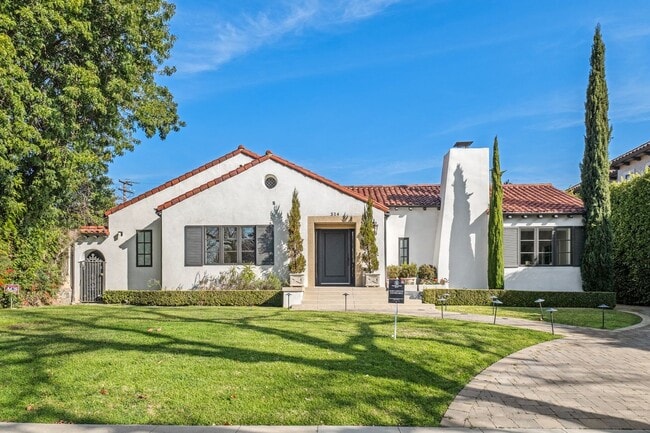 Foto del edificio - 514 Walden Dr
