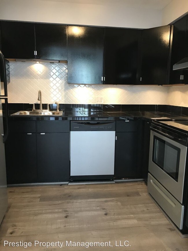 Foto del edificio - 551 E 13th St