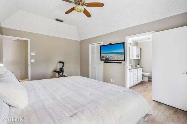 Foto del edificio - 3 br, 2 bath House - 3598 Woods Walk Blvd ...