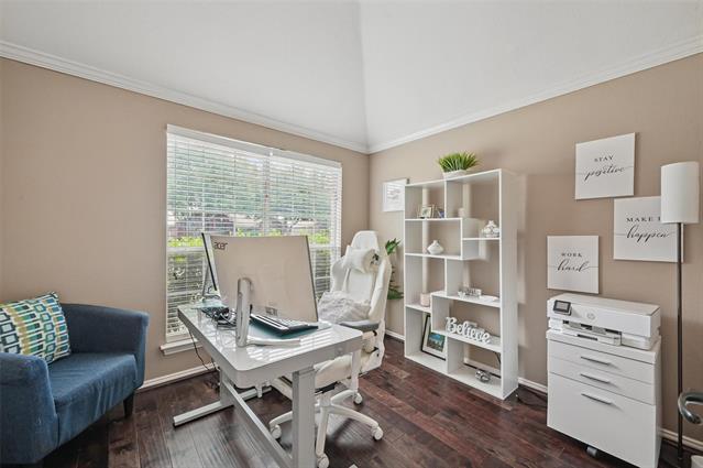 Building Photo - 12315 Red Hawk Dr
