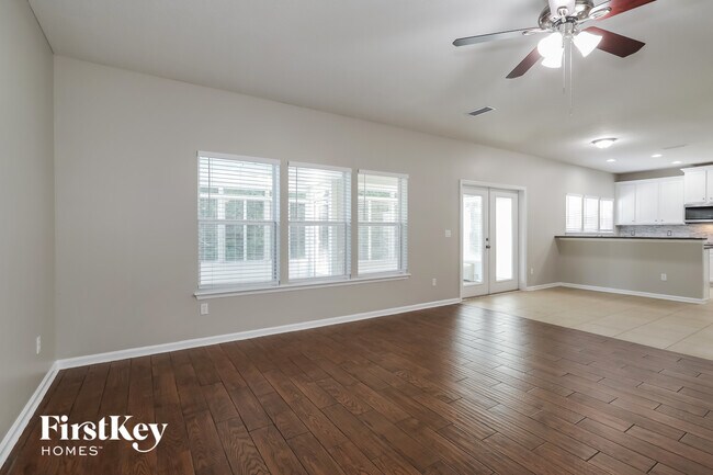 Building Photo - 2060 Heritage Oaks Ct