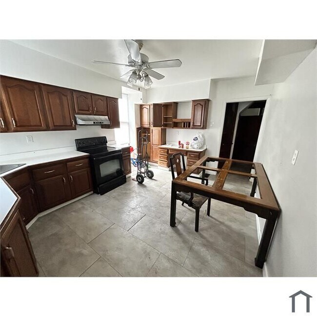Foto del edificio - 4431 Ashland Ave