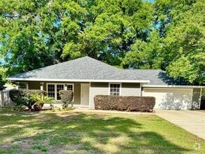 Building Photo - 5722 SW 85th St