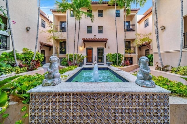 Photo - 2829 Coconut Ave Townhome