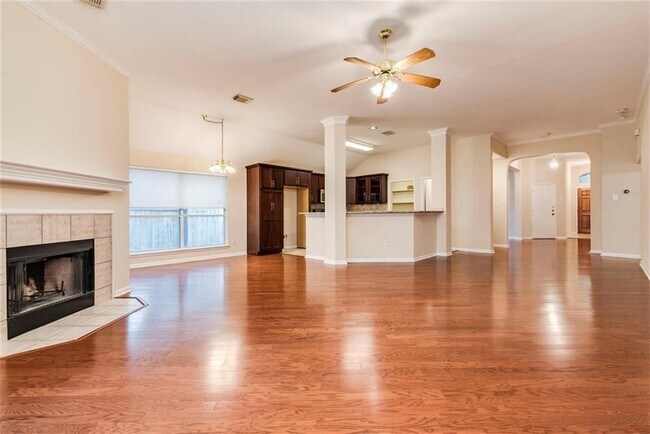 Foto del edificio - 13506 Lamplight Village Ave