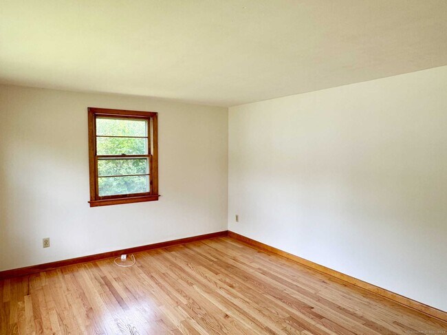 Building Photo - 52 Barbero Dr