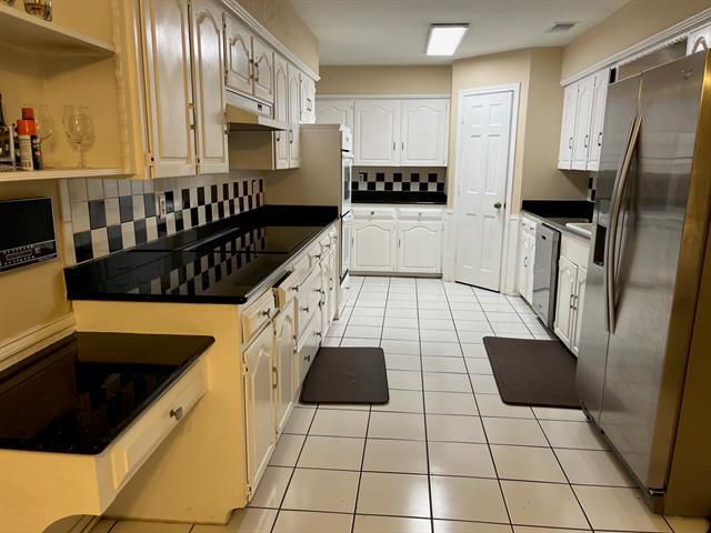 Building Photo - 6918 La Manga Dr