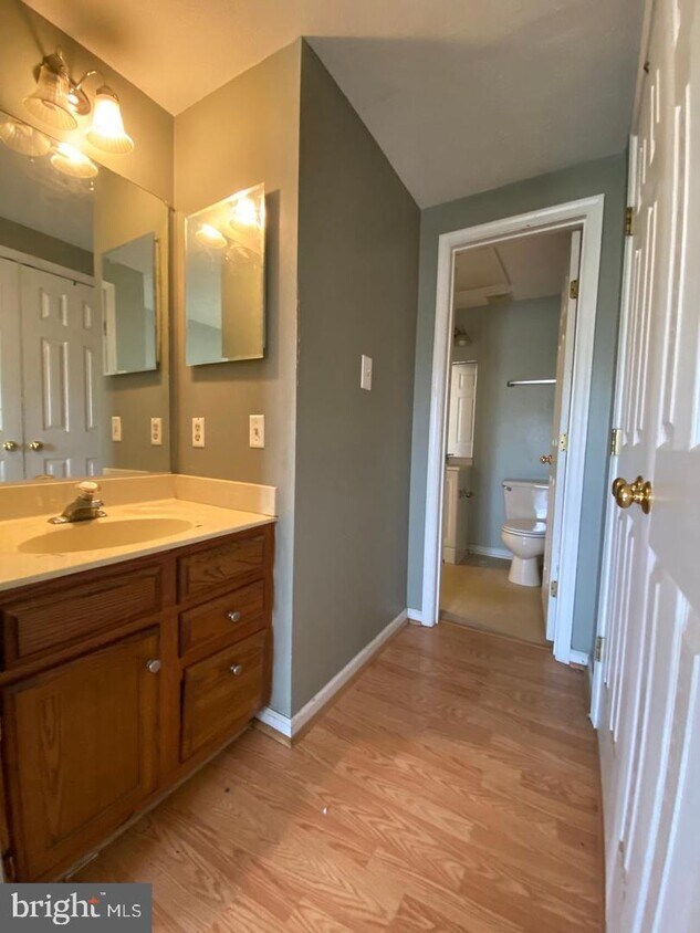 Primary Photo - 7807 Paddock Way