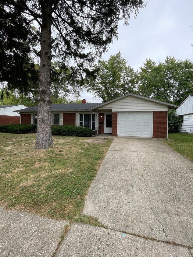 Primary Photo - 3721 Breen Dr