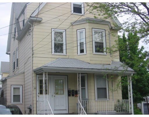 Building Photo - 58 Walnut St