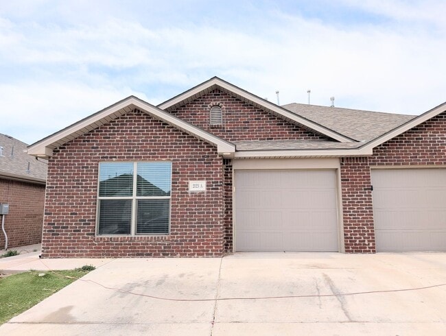 Building Photo - 2123 N Jayton Ave