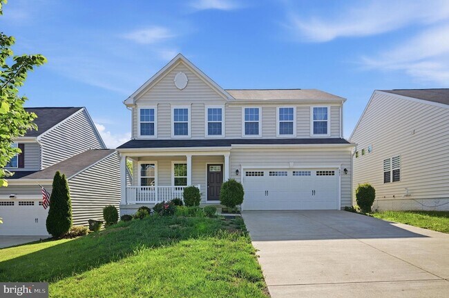 Foto del edificio - 687 Blossom Tree Rd