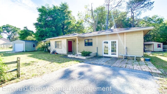 Building Photo - 3 br, 2 bath House - 38 Oregon Drive