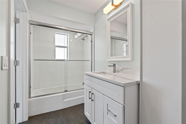 Building Photo - 1770 E Las Olas Blvd