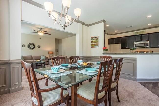 Foto del edificio - 1208 Chapman Grove Ln