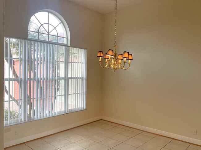 Building Photo - 10523 Bermuda Isle Dr
