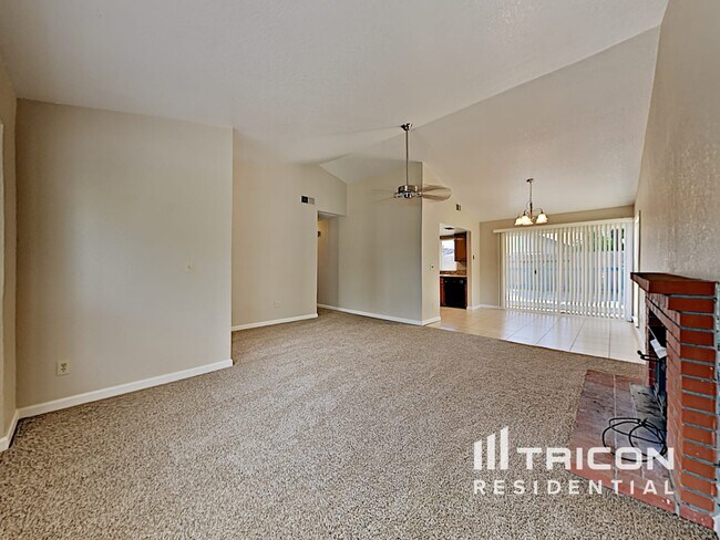 Foto del edificio - 324 Kendrick Ln