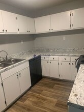 Building Photo - 2800 S Osage Ave