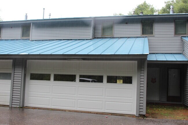 Building Photo - 257 Weirs Blvd