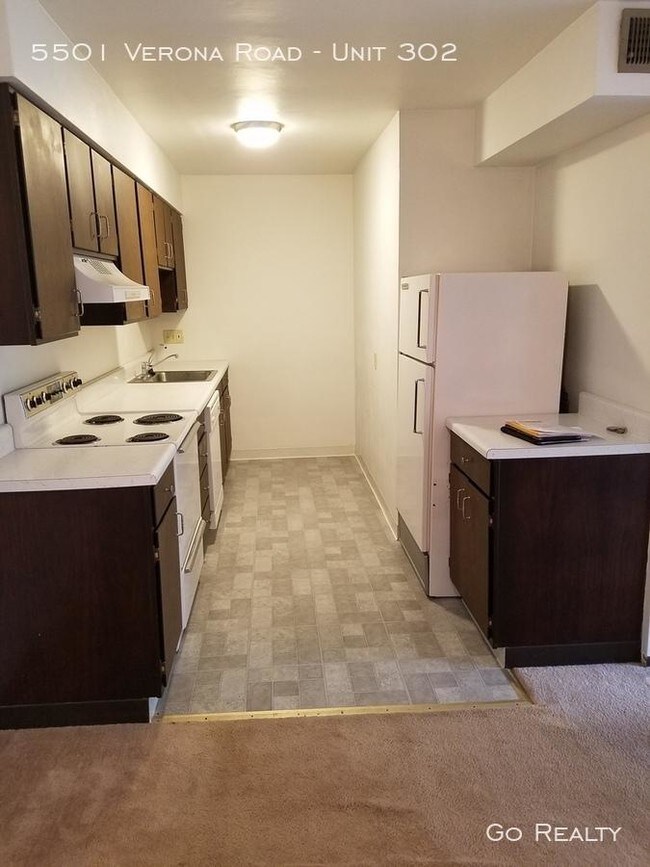 Building Photo - 2 bedroom in Verona PA 15147