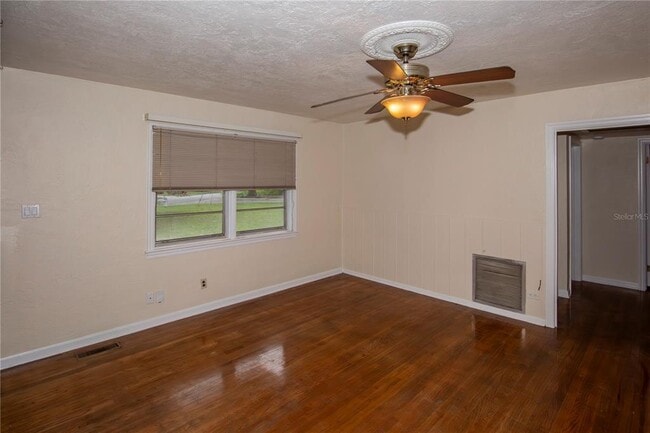 Building Photo - 2520 Cole Rd