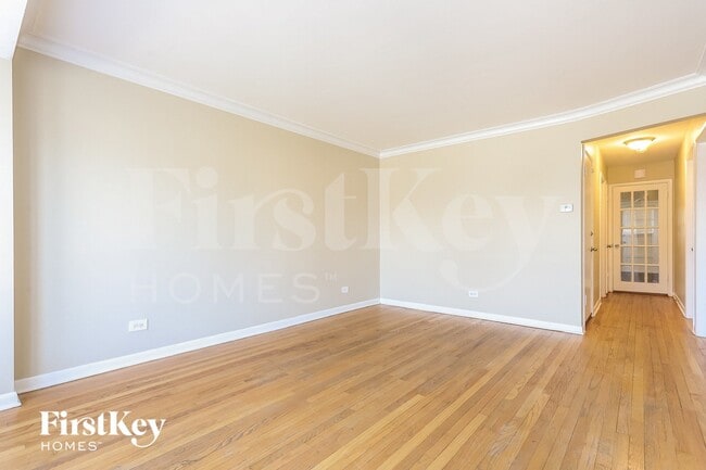 Foto del edificio - 6204 S Kildare Ave