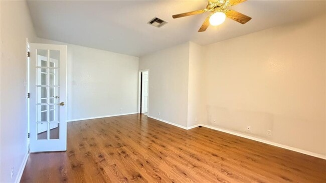 Foto del edificio - 11513 Kempwood Dr