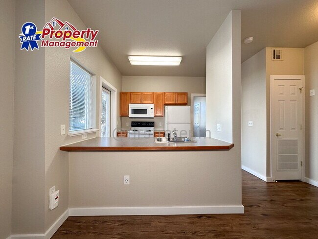 Foto del edificio - 272 W Mallard Dr