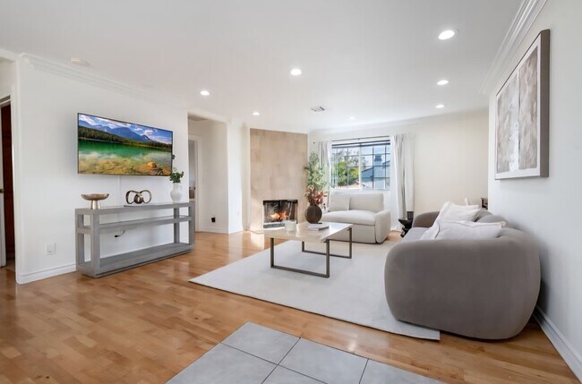 Foto del edificio - 525 N Orange Dr