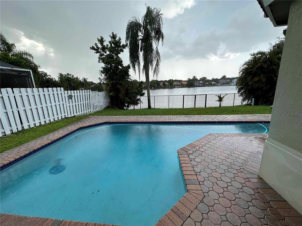 Foto principal - 2611 Regalia Way
