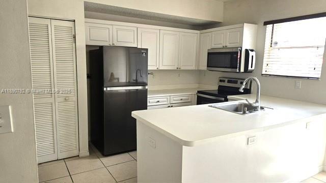 Foto del edificio - 5245 NW 112th Ave