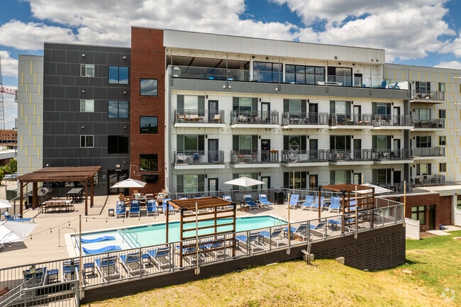 The Scout Scott's Addition - The Scout Scotts Addition Apartments